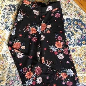 Bobeau cropped stretch floral pants